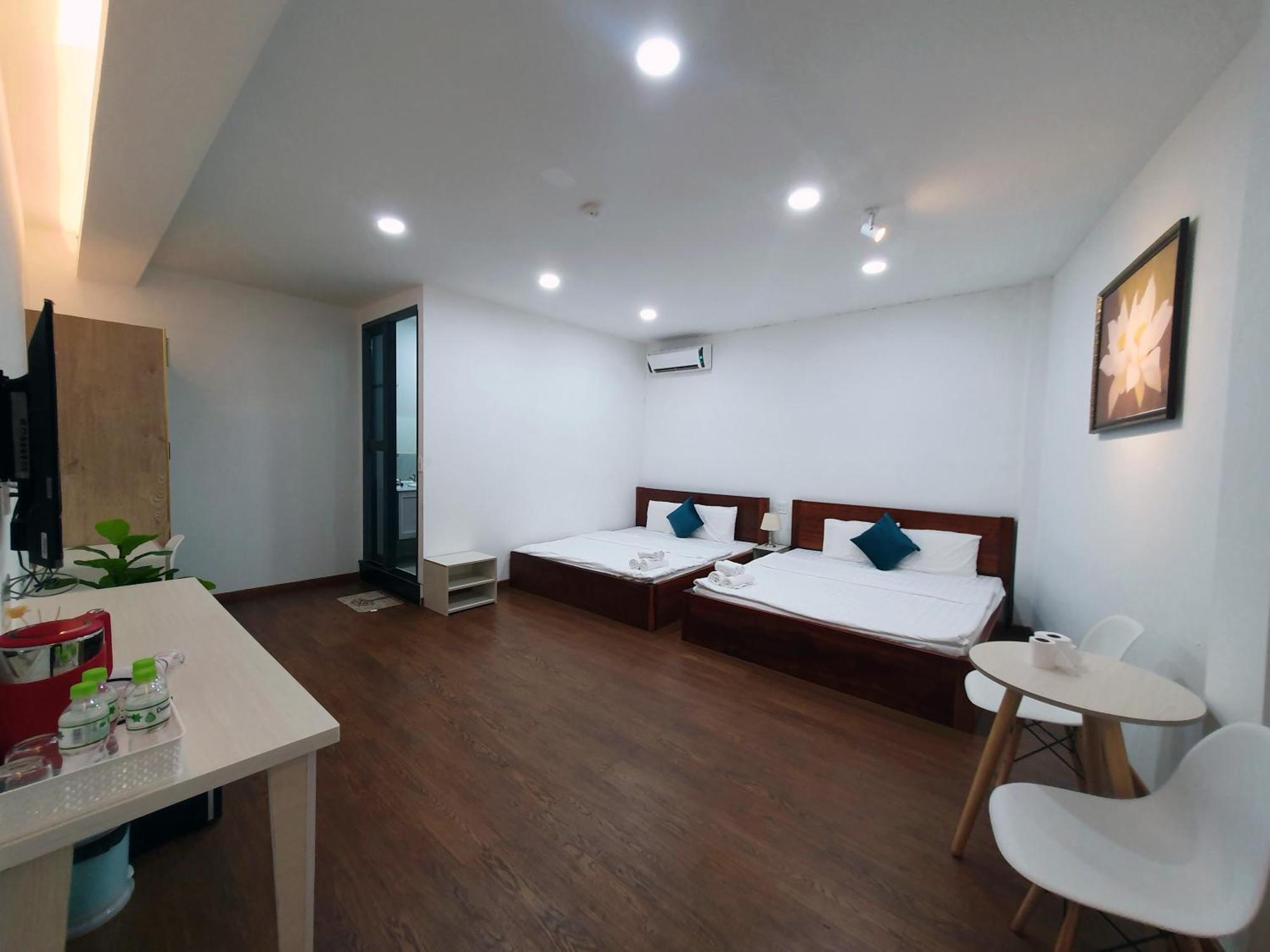 Hero Hostel & Billiards Chau Doc Exterior photo